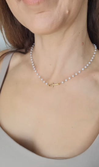 ✨️ PRETTY ACCESSORIES....YES PLEASE ✨️
<br><br>

How beautiful is this necklace & bracelet from @trylunavere from their Pearl of Grace collection ✨️✝️🦪
<br><br>

Jewellery that is waterproof & doesn't tarnish as well as being so dainty & gorgeous - I'm so happy with my pieces😊
<br><br>

If gold & pearls are your aesthetic then these are the perfect addition to your outfit!
✨️🩷
<br><br>

WHAT OUTFIT WOULD YOU STYLE THESE PIECES WITH?
<br><br>

LuLu 🎀 Xx
<br><br>

#gifted #pearlofgrace #goldjewellery #perthjewellery #prettyaccessories